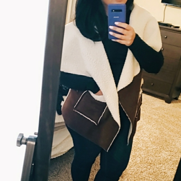 Vest - Picture 1 of 1